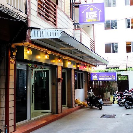 Home Base Hostel (Adults Only) Bangkok Exterior photo