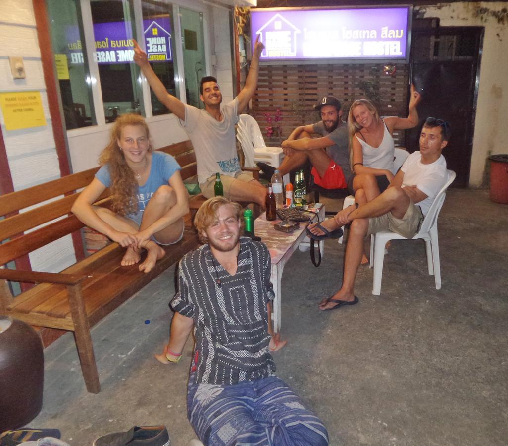 Home Base Hostel (Adults Only) Bangkok Exterior photo